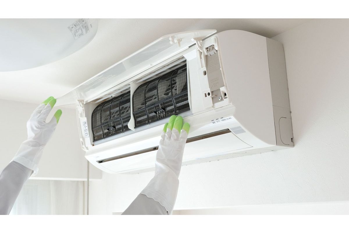 7 bước vệ sinh máy lạnh tại nhà nhanh chóng, tiện lợi